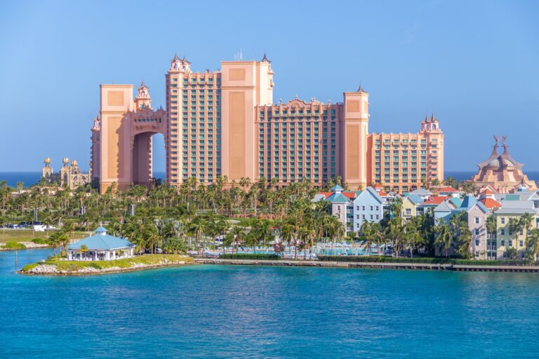 Best places to visit in the Bahamas featuring Nassau, Exuma and tropical beaches