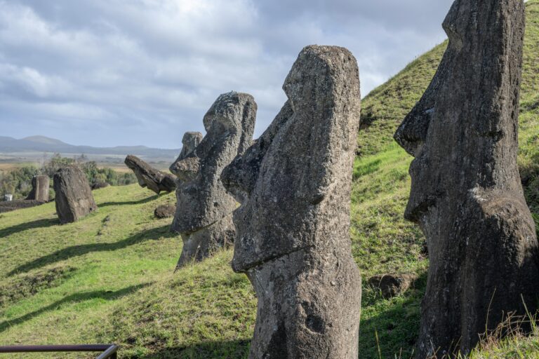 Top places to visit in Chile featuring Patagonia, Easter Island and Santiago