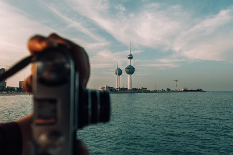 Top places to visit in Kuwait featuring Kuwait Towers, modern city attractions and cultural landmarks