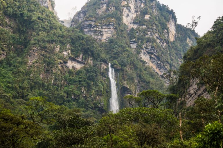 Top places to visit in Venezuela including Angel Falls and natural wonders